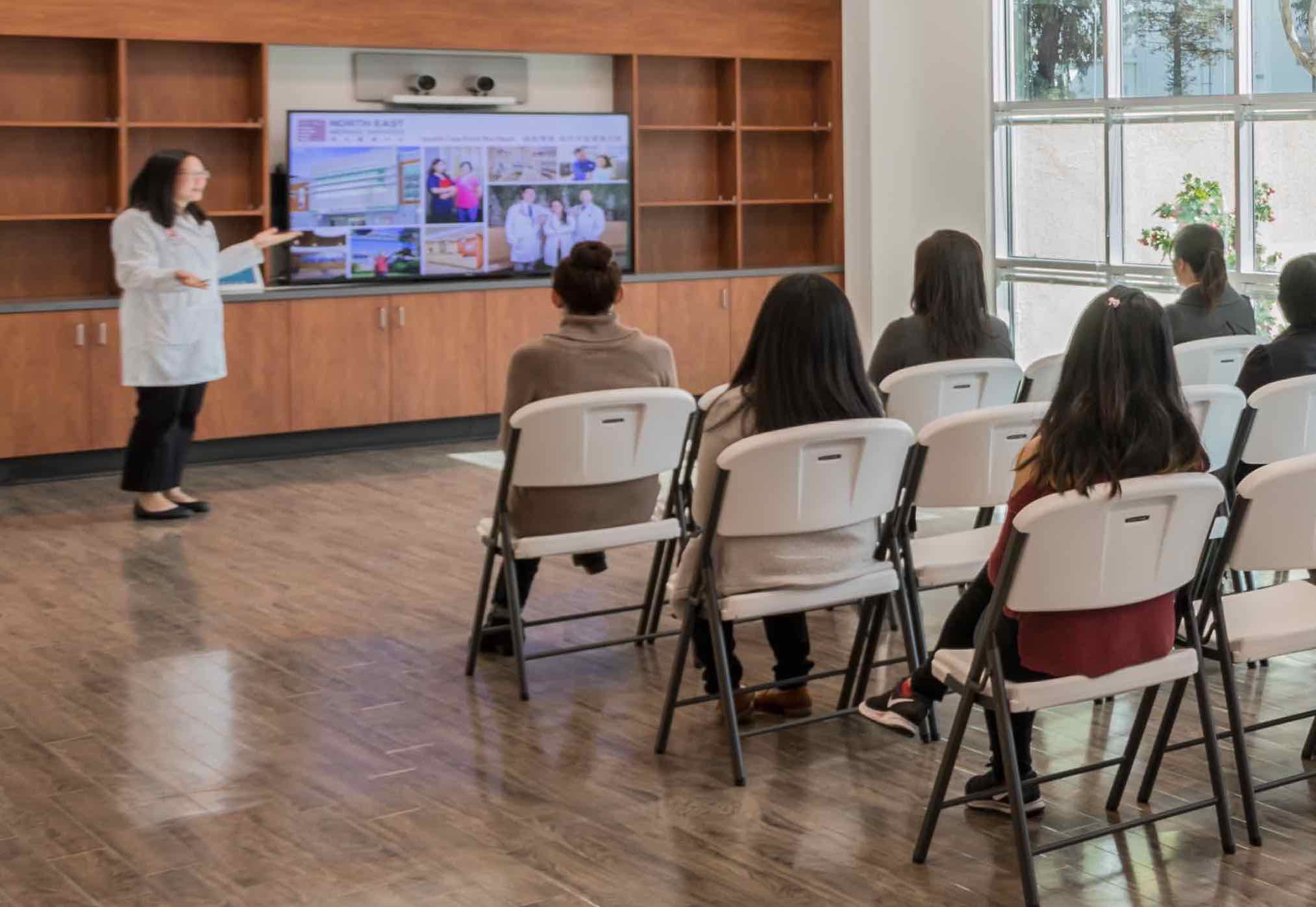 Servicios gratuitos de educación sobre la salud en 1870 Lundy Clinic en San José