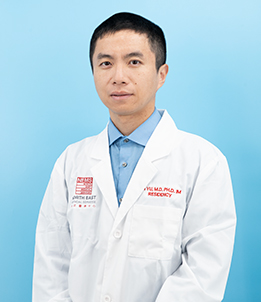 余毅，医学博士、博士